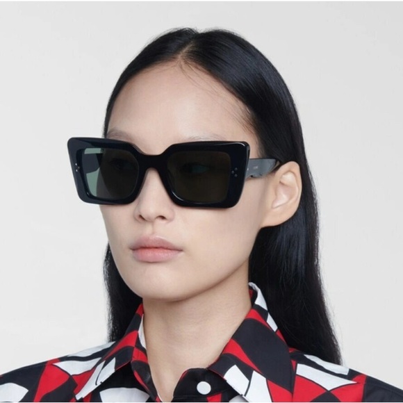 Celine Paris Havana Tortoise Sunglasses 
CL40156U CL 40156U 56E 54-22- - Picture 5 of 5